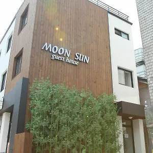 Гостевой дом Moon Sun **